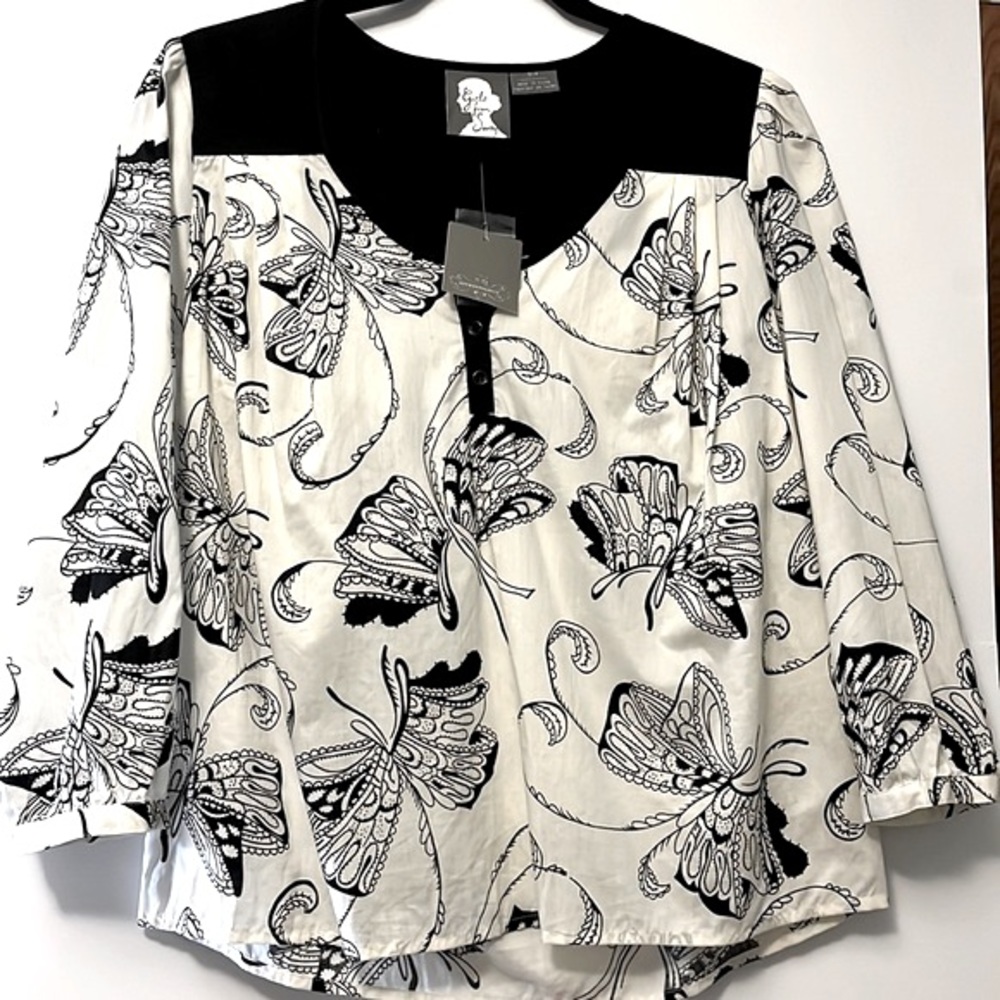 Anthropologie Girls From Savoy Black and White Butterfly Print Blouse, size 6